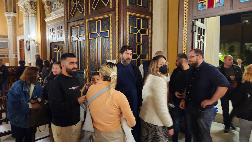 Στη Μητρόπολη για να προσκυνήσει την εικόνα «Άξιον Εστί» ο πατήρ Αντώνιος - Βίντεο και φωτογραφίες