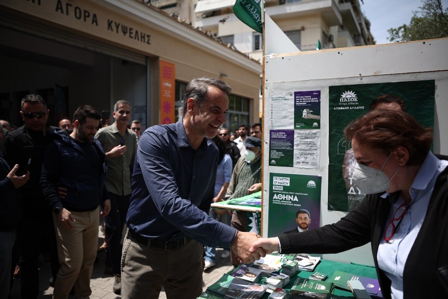 Εκλογές 2023 - Αμετανόητοι στο ΜεΡΑ25 για τη χειραψία που αρνήθηκαν στον Μητσοτάκη στην Κυψέλη: «Πολύ σωστά έπραξαν»