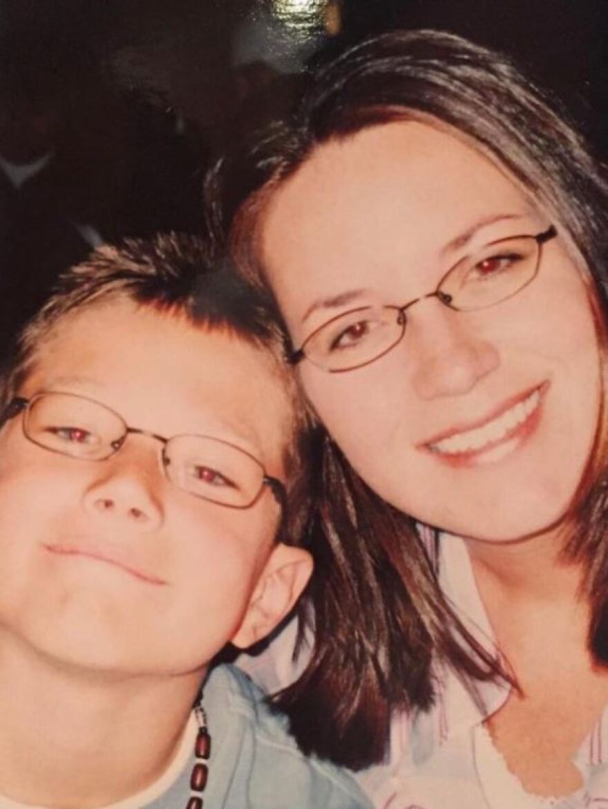 Ολυμπιακός: Οι επίδοξοι πρωταθλητές Ευρώπης γιορτάζουν με τις μητέρες τους 