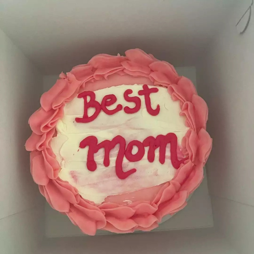 Η Ελένη Φουρέιρα δημοσίευσε φωτογραφίες με τον γιο της