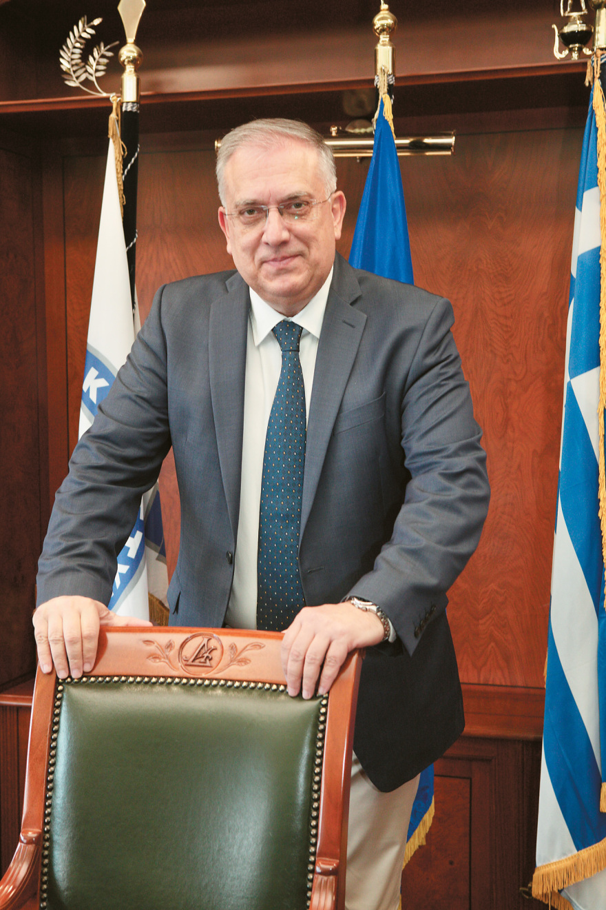 Τάκης Θεοδωρικάκος: «Αν δεν είχαμε τον φράχτη, θα έμπαιναν 270.000 παράνομοι μετανάστες»