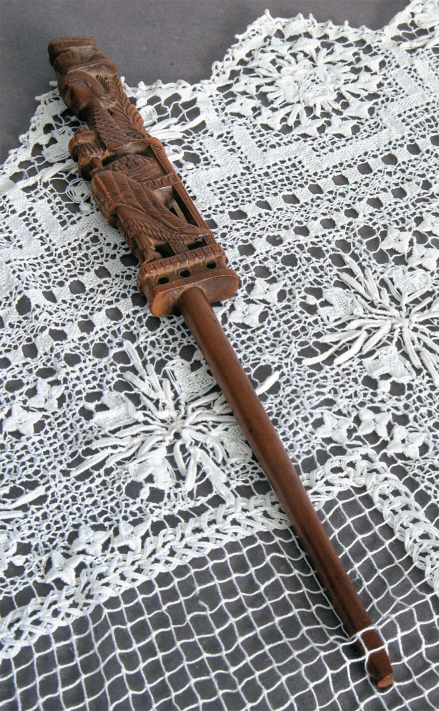 Μουσείο Μπενάκη: Διοργανώνει έκθεση με ξυλόγλυπτα υφαντικά εργαλεία