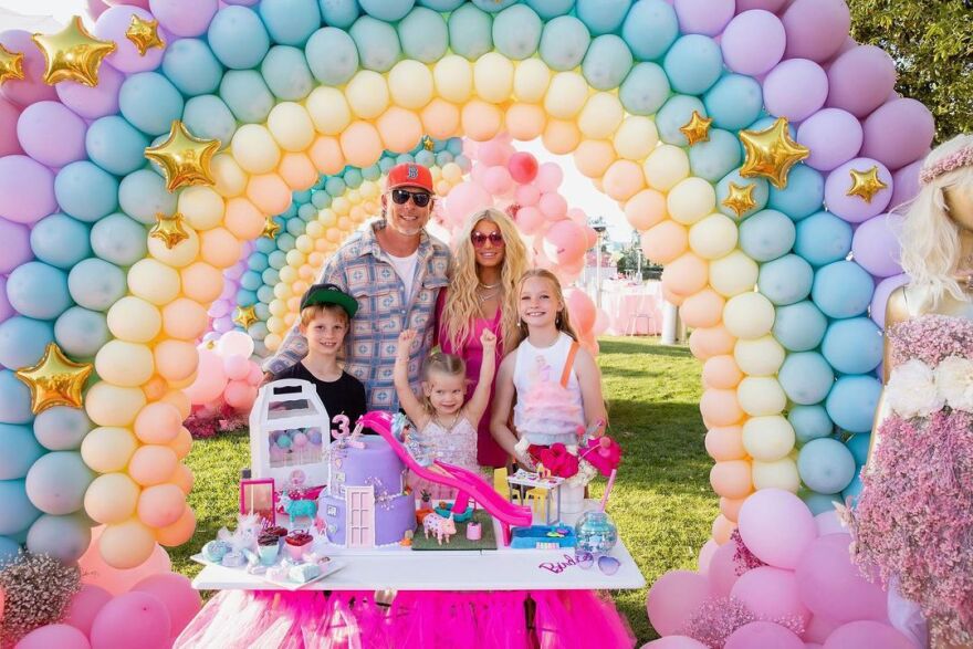 Λος Άντζελες: Στον δρόμο που χάραξαν οι Καρντάσιαν - Παιδικά πάρτι κοστίζουν μέχρι και 75.000 δολάρια!