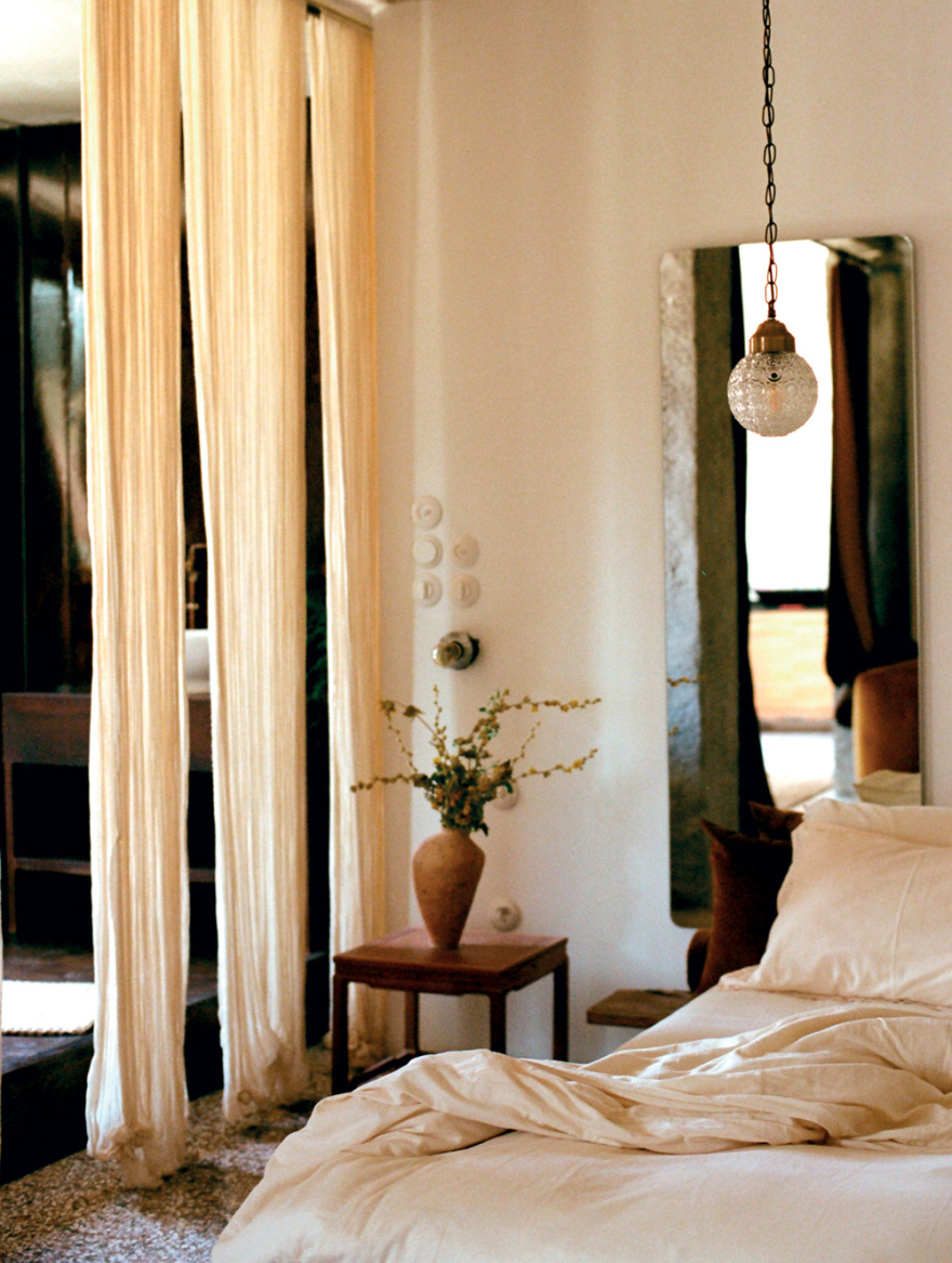 «Νέα ζωή» για ένα κτίριο του ’20 και ένα του ’50 σε Κολωνάκι και Ψυρρή 