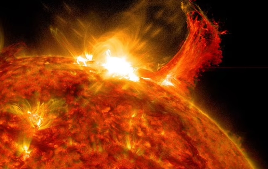 NASA: Μπορεί μέσω AI να μας ειδοποιήσει για το «χτύπημα» μιας ηλιακής καταιγίδας