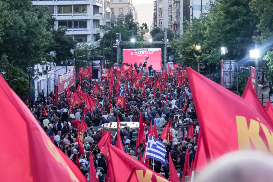 Κουτσούμπας στο Σύνταγμα: Την Κυριακή ζωντανεύουμε ξανά την ελπίδα, με δυνατό ΚΚΕ (βίντεο)