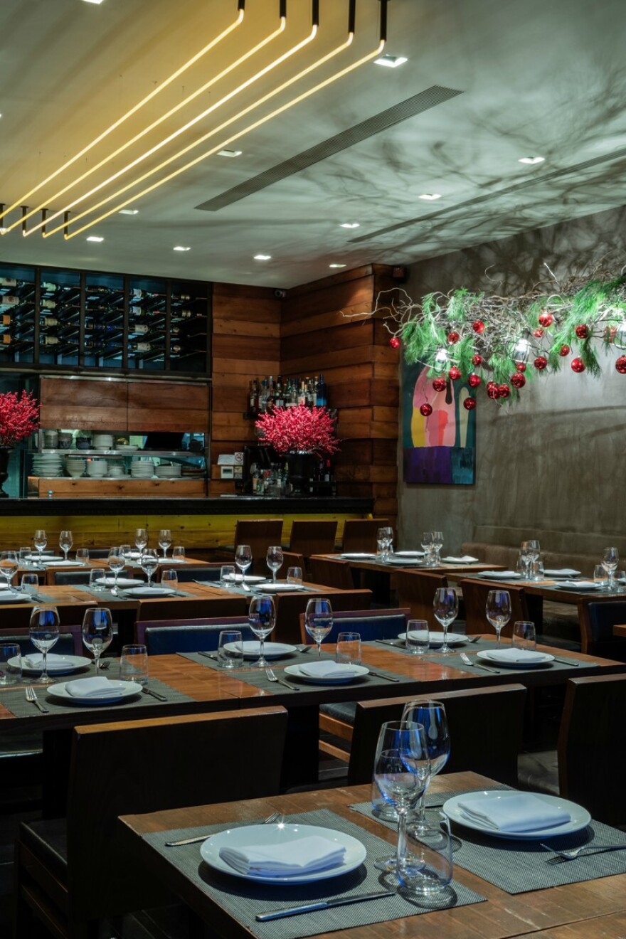 Τα 204 top εστιατόρια και ταβέρνες σε όλη την Ελλάδα - Η ελίτ της γαστρονομικής σκηνής σε 12 κατηγορίες 