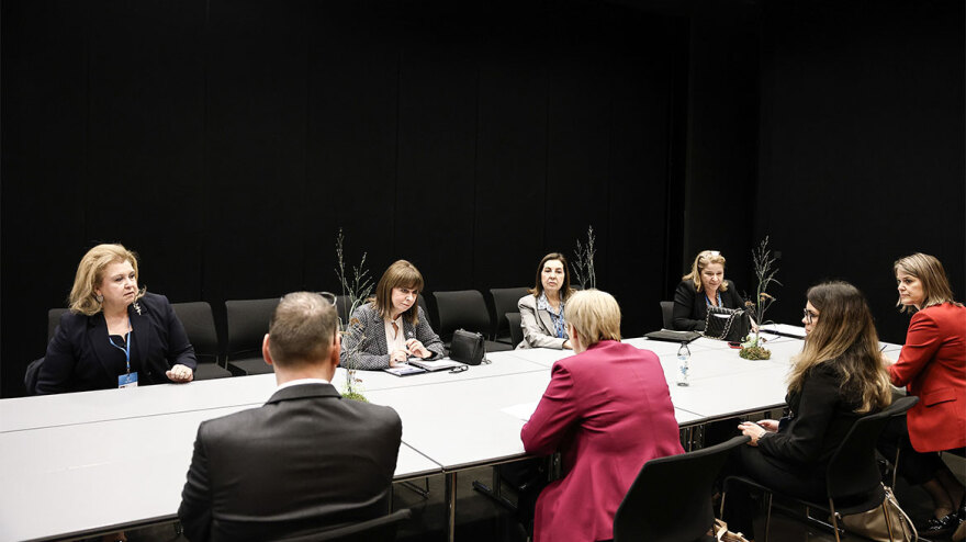 Διαδοχικές συναντήσεις της Σακελλαροπούλου με Ευρωπαίους ηγέτες στην Ισλανδία