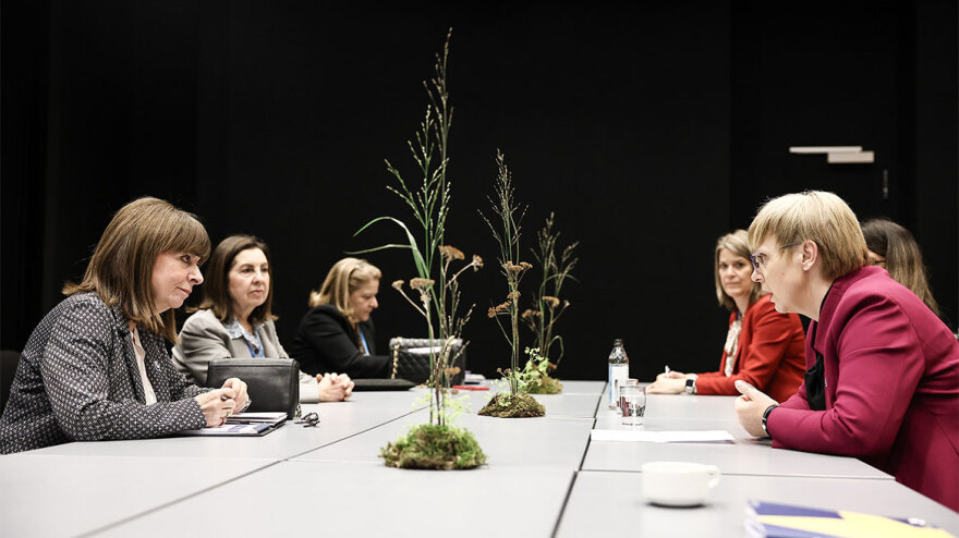 Διαδοχικές συναντήσεις της Σακελλαροπούλου με Ευρωπαίους ηγέτες στην Ισλανδία