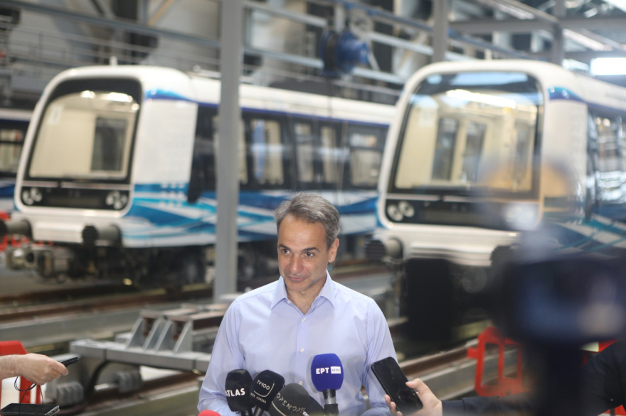 Το μετρό Θεσσαλονίκης έκανε το πρώτο δρομολόγιο με επιβάτες - Βίντεο και φωτογραφίες