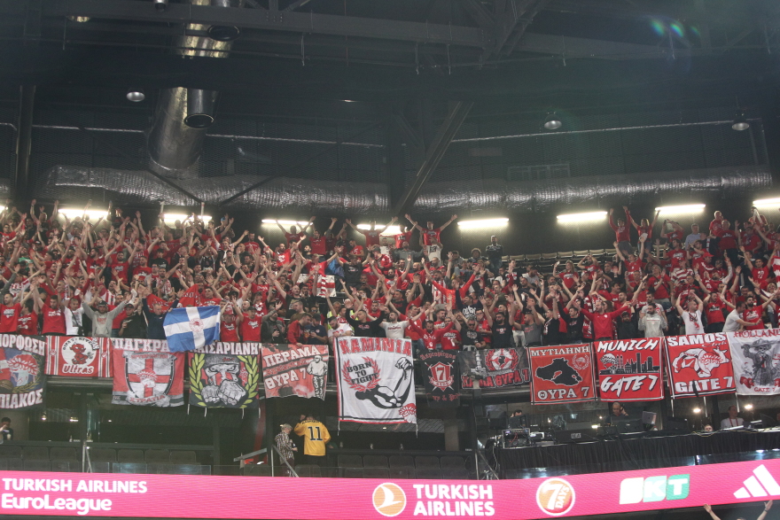 Ολυμπιακός - Euroleague: Έκλεψαν την παράσταση οι 6.000 οπαδοί του στο Κάουνας 