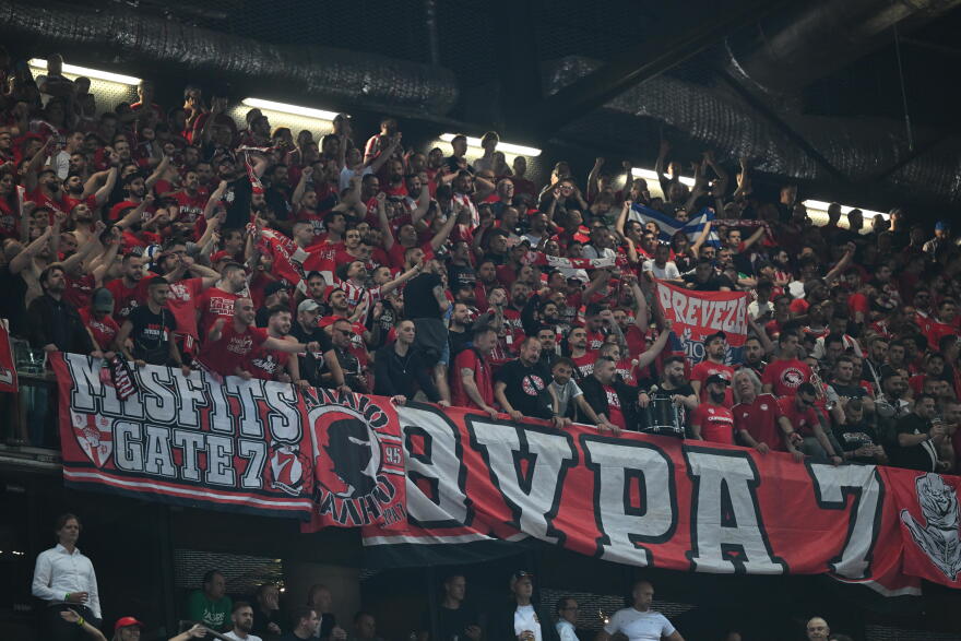 Ολυμπιακός - Euroleague: Έκλεψαν την παράσταση οι 6.000 οπαδοί του στο Κάουνας 