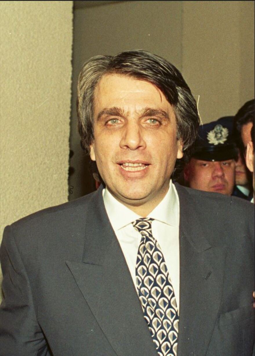 Στιβ Κακέτσης: Οι θυελλώδεις έρωτες, η φυλακή και η οικονομική καταστροφή που δεν ξεπέρασε ποτέ