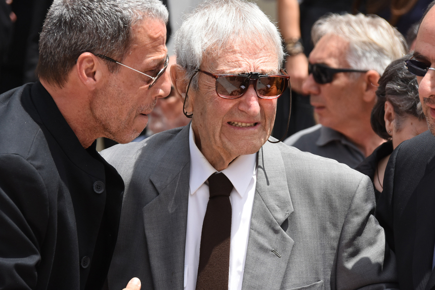 Γιάννης Βογιατζής: Με τραγούδια του, τον αποχαιρέτησαν - Δείτε βίντεο και φωτογραφίες 