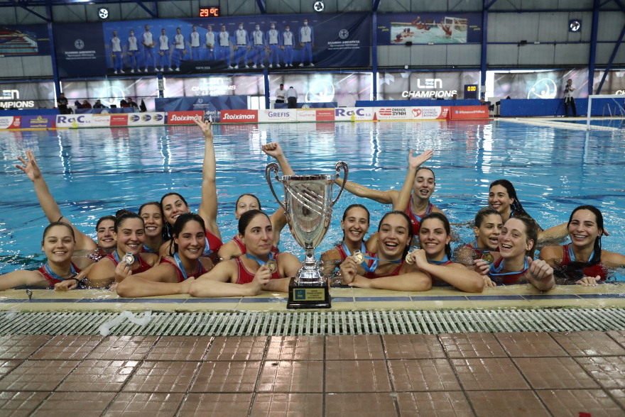 Πόλο Α1 γυναικών, Ολυμπιακός - Βουλιαγμένη 10-5: Πρωταθλήτριες για 10η σερί χρονιά! 