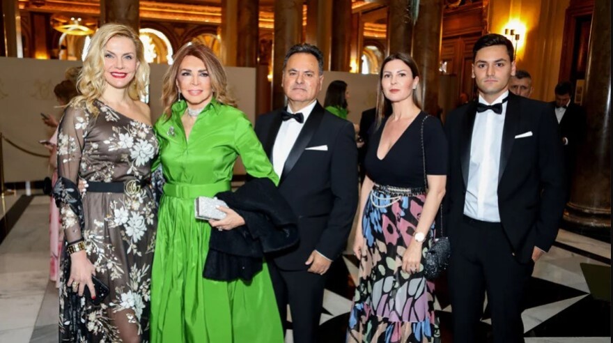 Μιμή Ντενίση: «Ήμουν πολύ δεμένη με τη μητέρα μου»