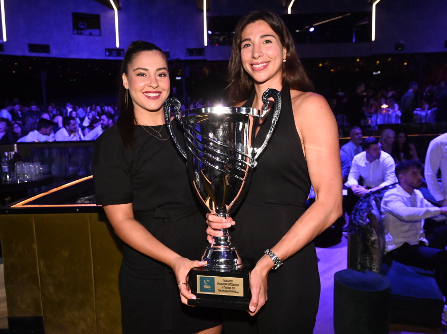 Ολυμπιακός: Γλέντησαν το πρωτάθλημα με Αργυρό και Ρουβά τα θρυλικά κορίτσια - Δείτε φωτογραφίες 