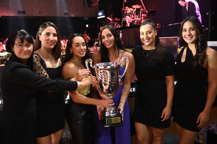 Ολυμπιακός: Γλέντησαν το πρωτάθλημα με Αργυρό και Ρουβά τα θρυλικά κορίτσια - Δείτε φωτογραφίες 