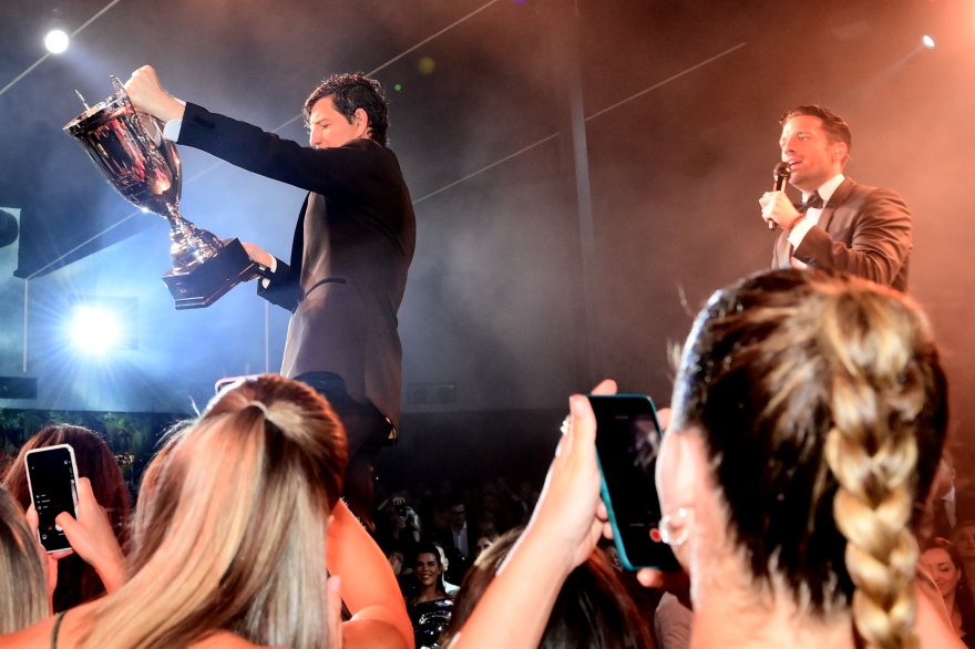 Ολυμπιακός: Γλέντησαν το πρωτάθλημα με Αργυρό και Ρουβά τα θρυλικά κορίτσια - Δείτε φωτογραφίες 