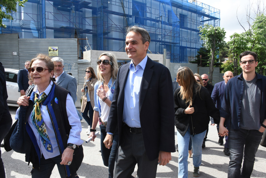 Εκλογές 2023: Αντίστροφη μέτρηση για τα exit poll - Σε εγρήγορση τα επιτελεία των κομμάτων