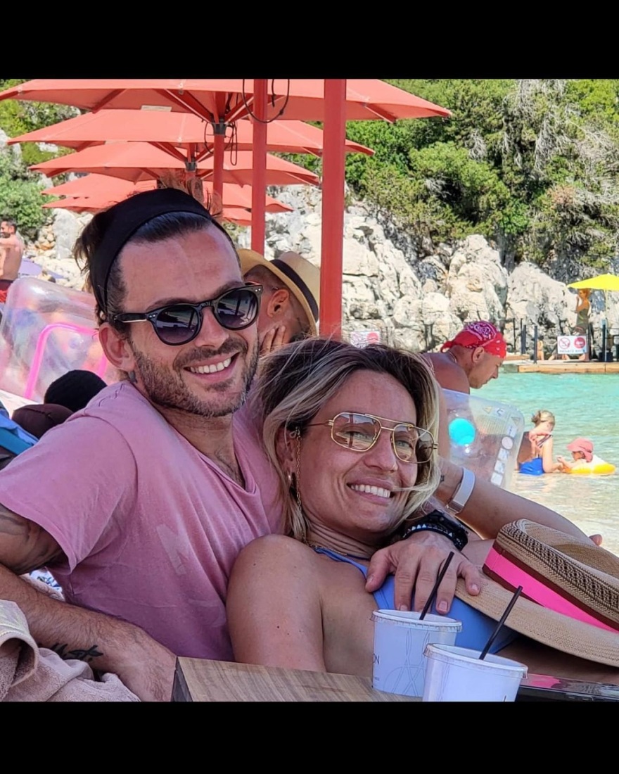 Ελεονώρα Μελέτη - Θοδωρής Μαροσούλης: Έξι χρόνια μαζί - «Με αποδέχεται όπως είμαι»