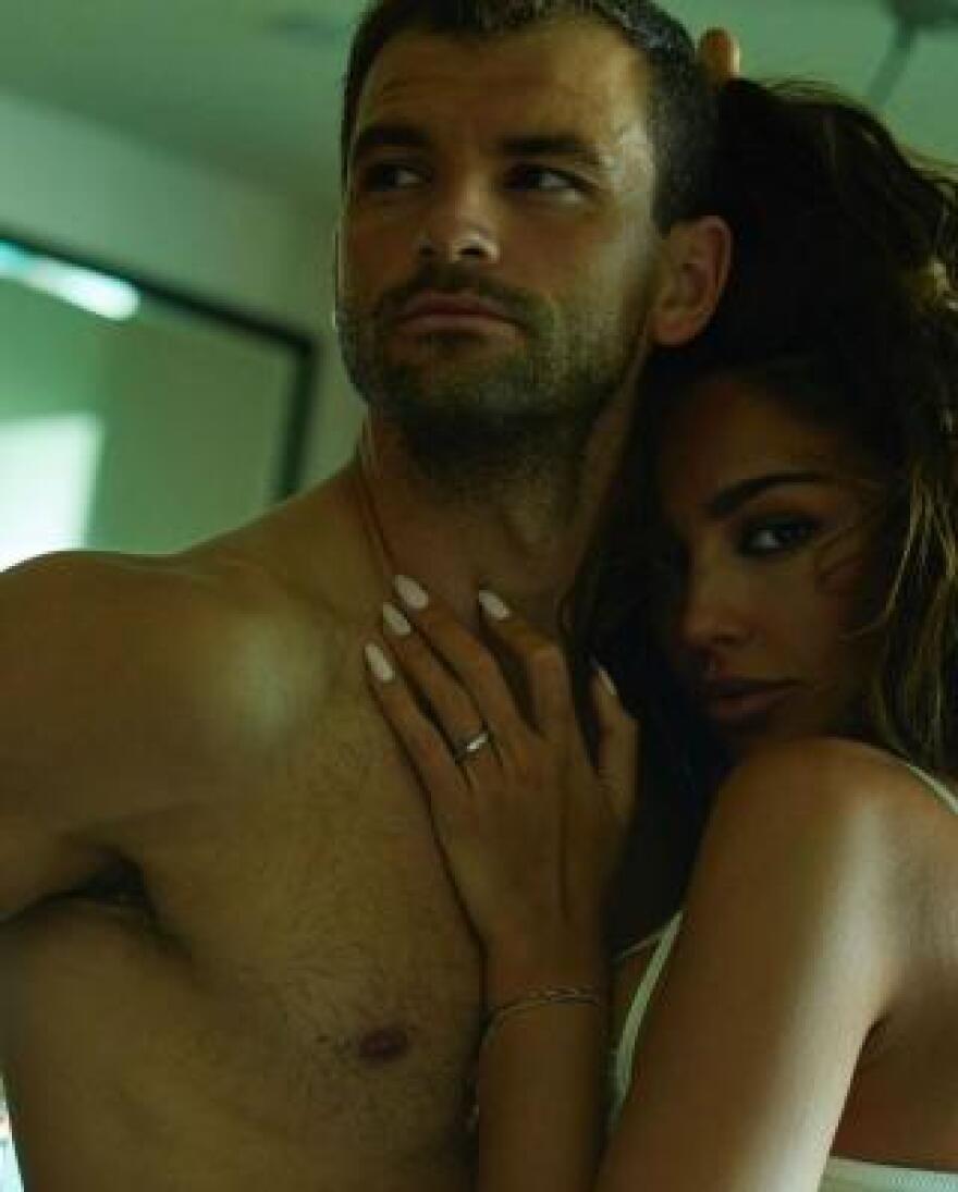  Γκενέα-Ντιμιτρόφ: Ζευγάρι με τον πρώην της Σαράποβα η Ρουμάνα «σεξοβόμβα»