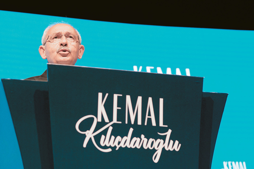 Πώς έκανε την ανατροπή ο Ερντογάν - Την Κυριακή ο β΄ γύρος στην Τουρκία 