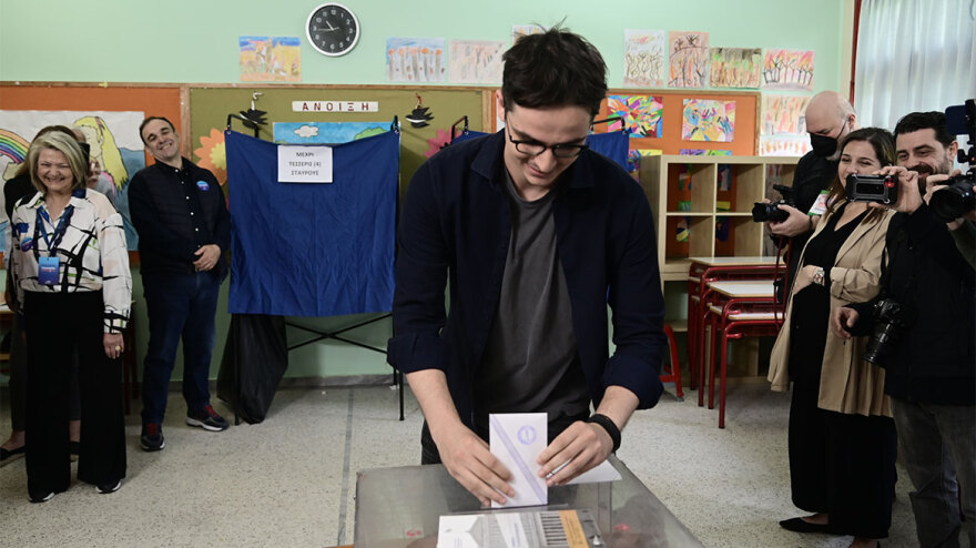 Εκλογές 2023: Αντίστροφη μέτρηση για τα exit poll - Σε εγρήγορση τα επιτελεία των κομμάτων