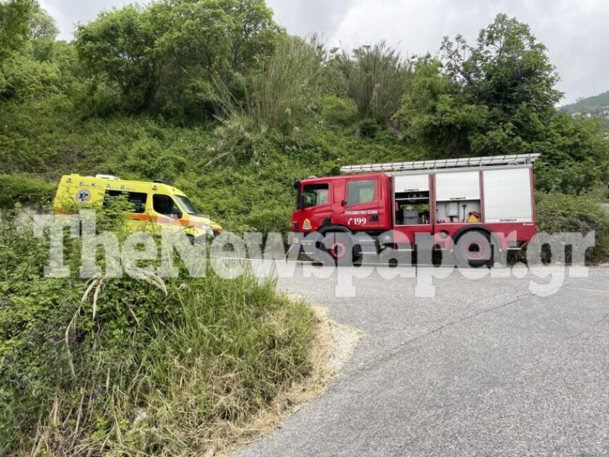 Τροχαίο στη Μαγνησία: ΙΧ έπεσε σε χαράδρα δέκα μέτρων - Δύο τραυματίες στο νοσοκομείο