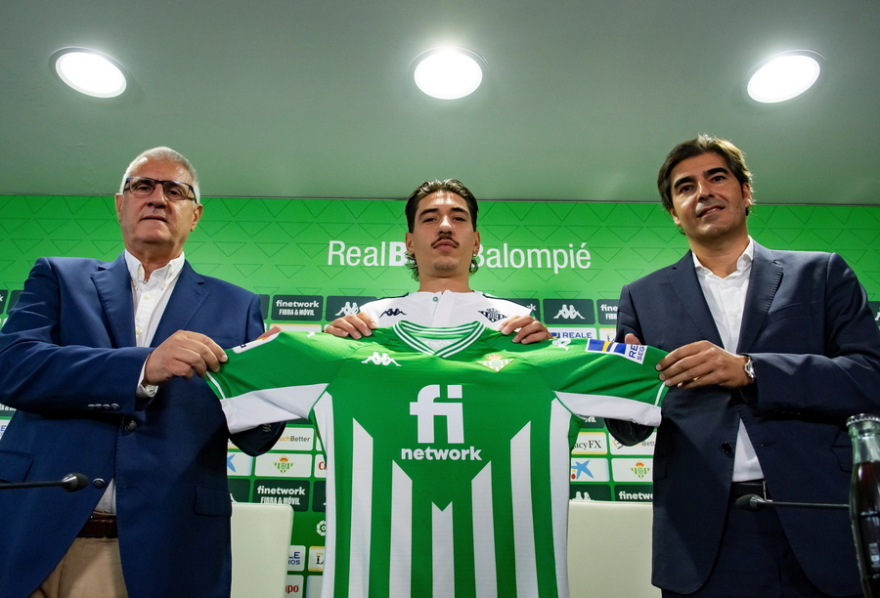 Ολυμπιακός: Έφτασε στην Ελλάδα και αναλαμβάνει τεχνικός διευθυντής ο Κορδόν 