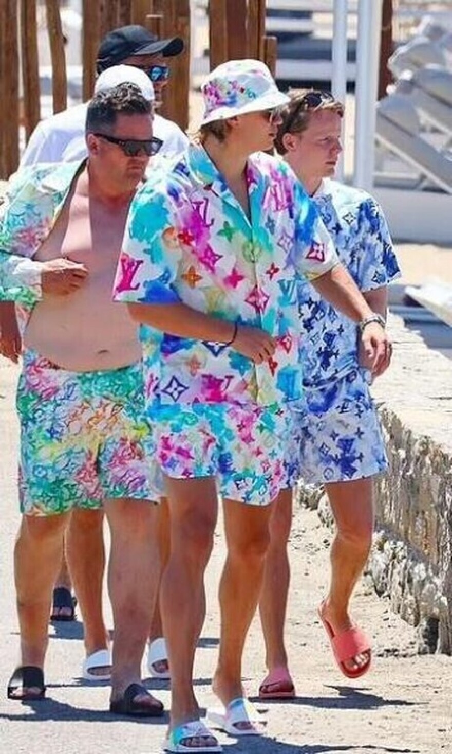 Έρλινγκ Χάαλαντ: Εμφανίστηκε στο πάρτι τίτλου της Σίτι με... πιτζάμες και έκανε τον σεφ