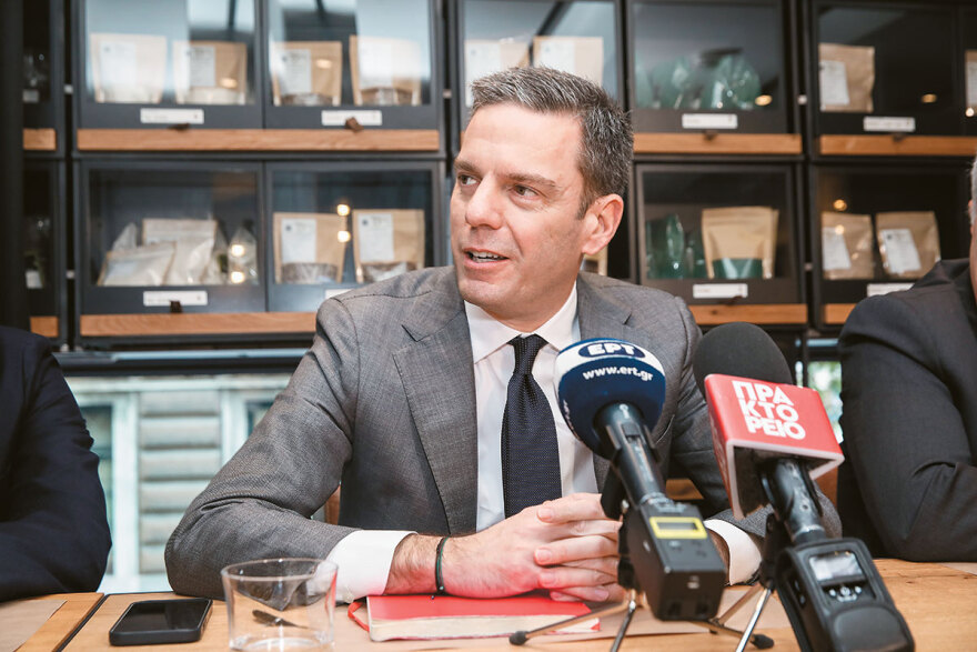 Η Microsoft κατέθεσε το σχέδιο για την επένδυση του €1 δισ. στα Σπάτα