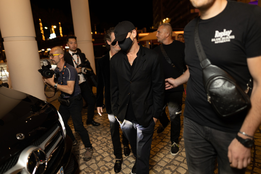 Ποια είναι η Ινδή που συνόδευσε τον Λεονάρντο Ντι Κάπριο στις Κάννες