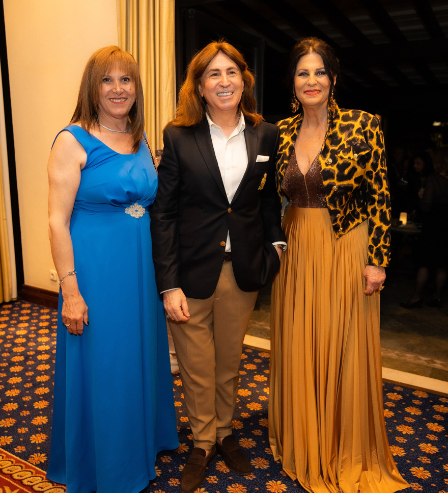 Επίδειξη μόδας από τον σχεδιαστή Μιχάλη Μανιάτη στη Θεσσαλονίκη για καλό σκοπό - Ποιοι έδωσαν το παρών 