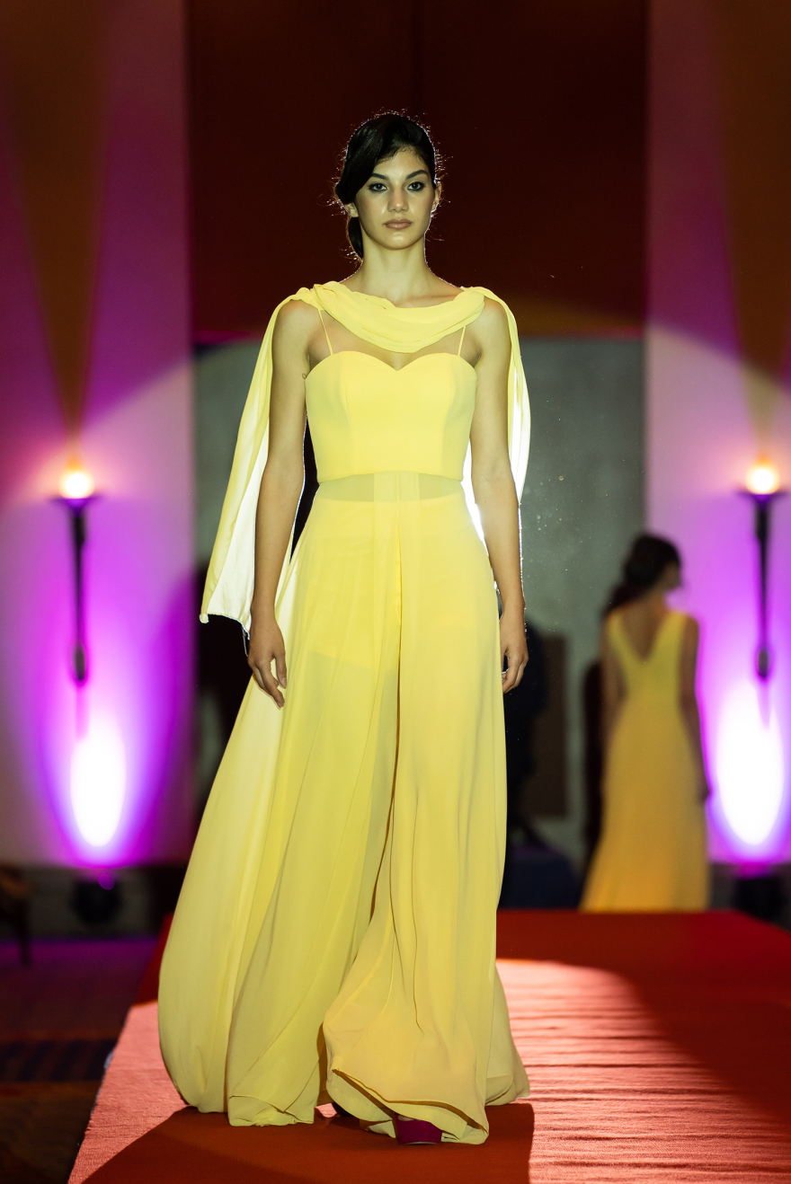 Επίδειξη μόδας από τον σχεδιαστή Μιχάλη Μανιάτη στη Θεσσαλονίκη για καλό σκοπό - Ποιοι έδωσαν το παρών 