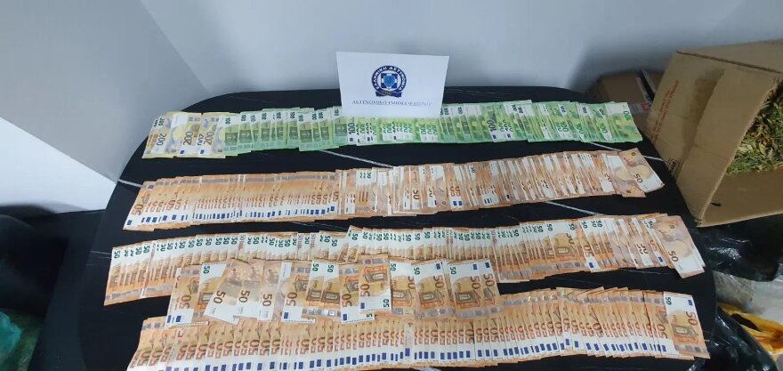 Κρήτη: Βρήκαν και όπλα στα θερμοκήπια με τα 780 χασισόδεντρα