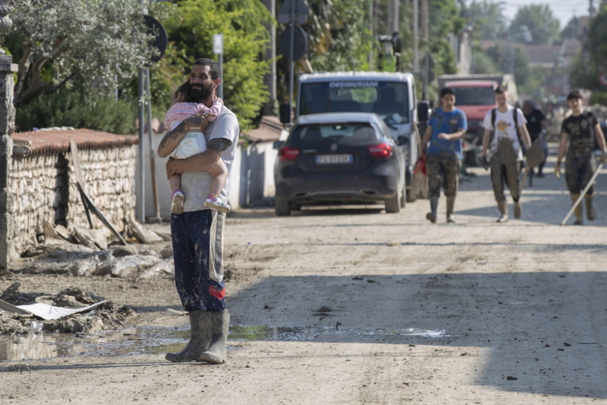 Ιταλία: Οι πλημμύρες «ξέθαψαν» βόμβες του B' Παγκοσμίου Πολέμου - Συναγερμός στις Αρχές