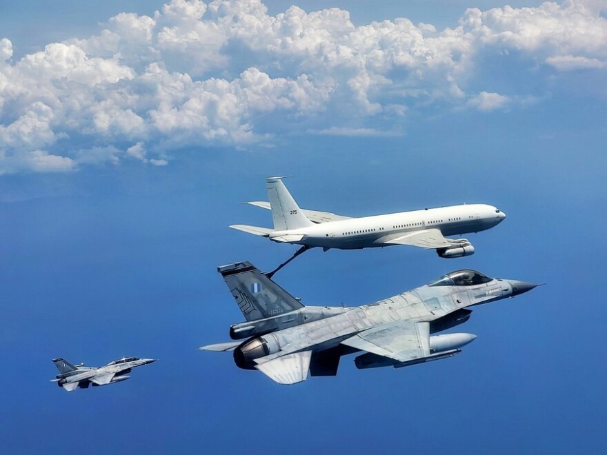 Υπουργείο Άμυνας: Βίντεο και φωτογραφίες από τη συνεκπαίδευση ελληνικών F-16 με αεροσκάφη του Ισραήλ 