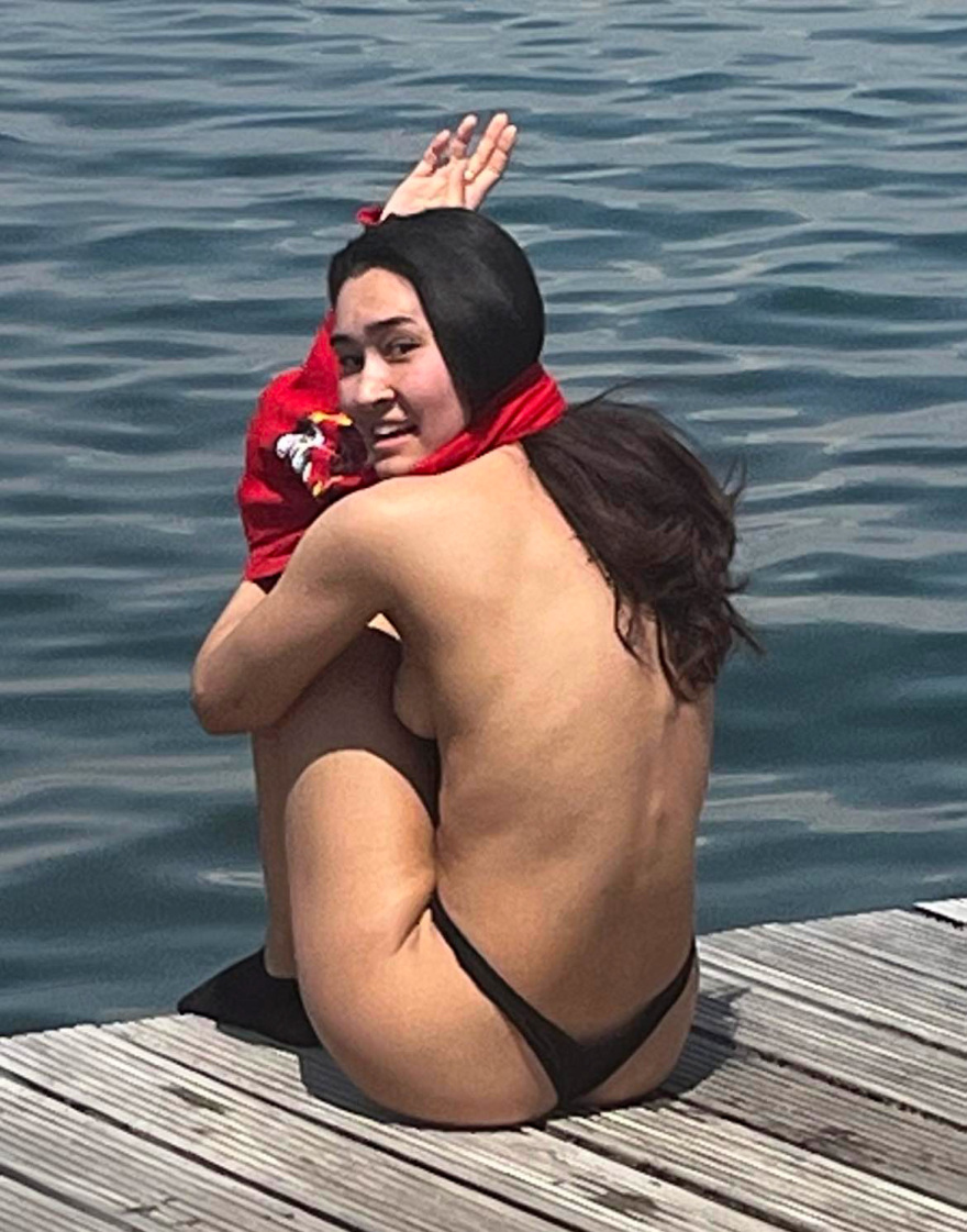 Θεσσαλονίκη: Τόπλες και ηλιοθεραπεία στη Νέα Παραλία