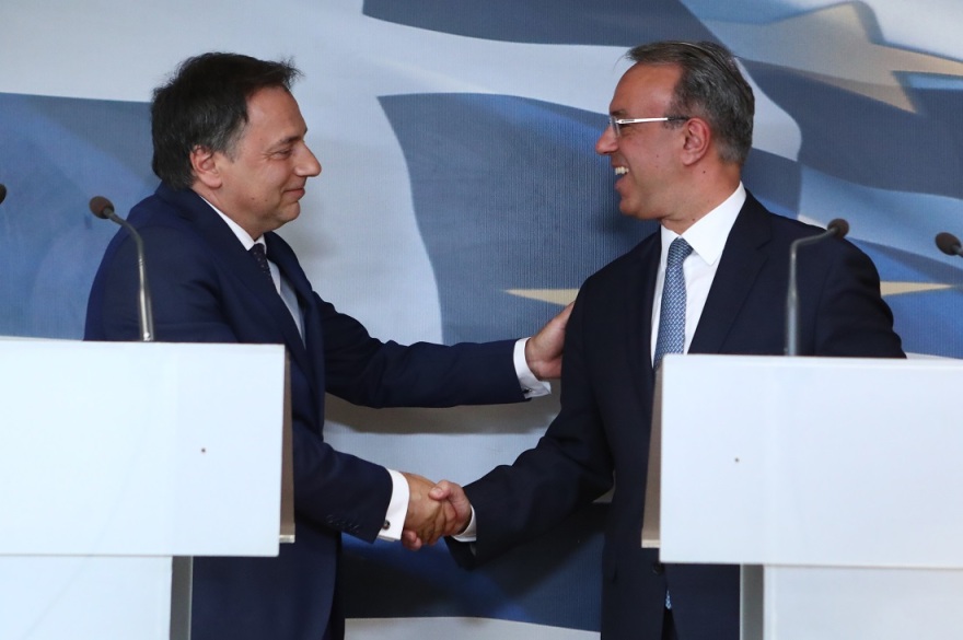 Οι τελετές παράδοσης - παραλαβής στα υπουργεία