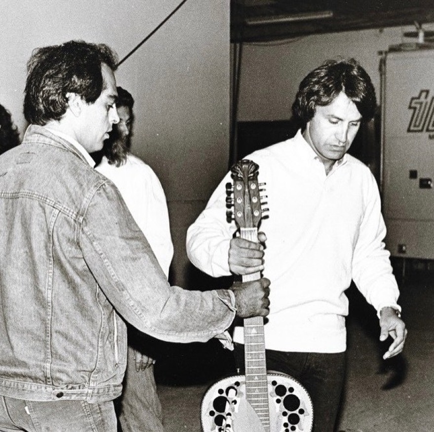 Γιώργος Νταλάρας: «Αποχαιρετώ ένα μεγάλο κομμάτι της ζωής μου»