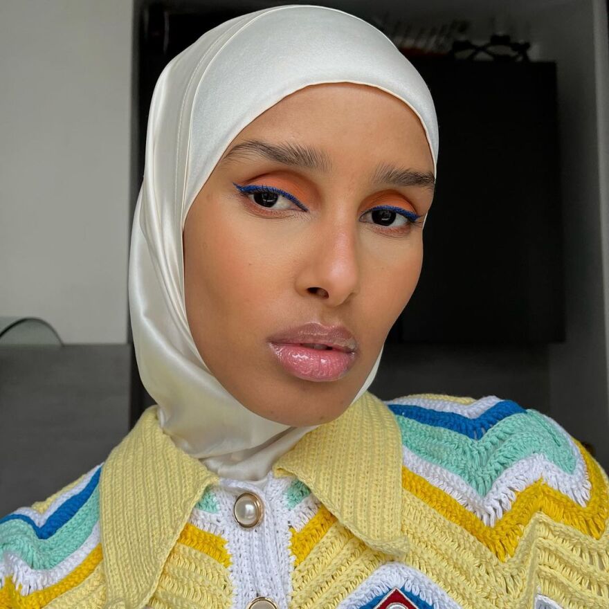 Ποια είναι η «καμμένη» νύφη που τράβηξε τα βλέμματα στο Φεστιβάλ Καννών