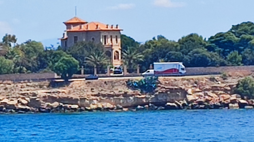 Μαριλού Κοζάρη: Tα παπούτσια που θα φορέσει στον γάμο με τον Πάνο Μουζουράκη  - Δείτε το βίντεο