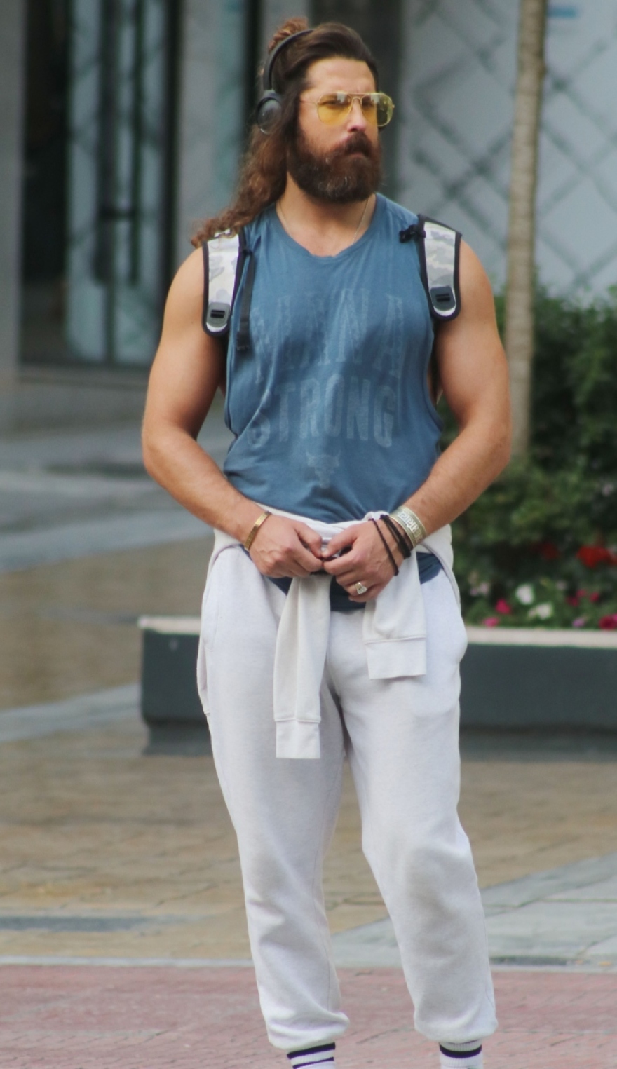 Νάσος Παπαργυρόπουλος: Με αλλαγμένη εμφάνιση στο κέντρο της Αθήνας - Δείτε φωτογραφίες