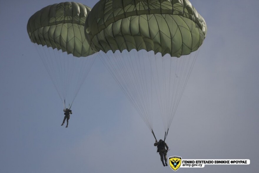 Κύπρος: Εντυπωσιακές εικόνες από τη συνεκπαίδευση της Εθνικής Φρουράς με τις Ελληνικές Ένοπλες Δυνάμεις