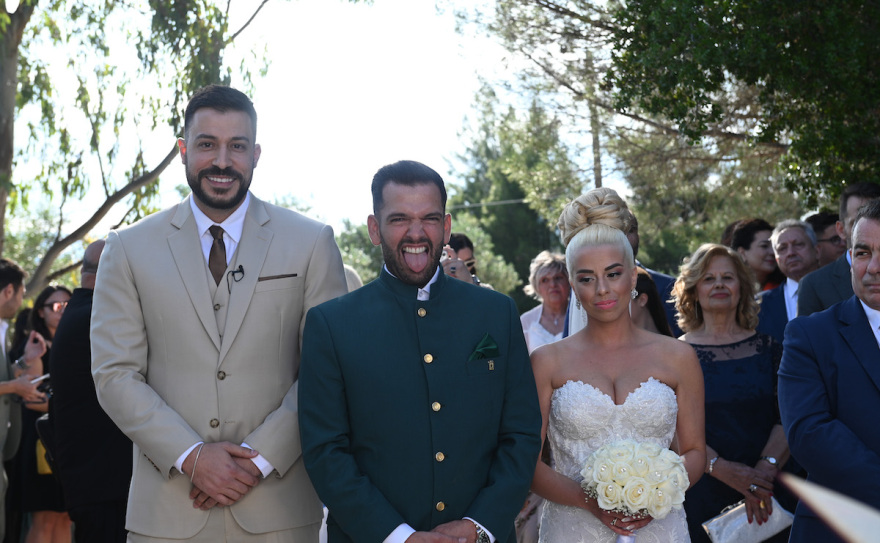 Ο Πέτρος Συρίγος παντρεύτηκε τη Ρένα Θωμά και βάφτισαν την κόρη τους 