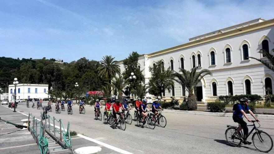 Λέρος: Φιλική και «με τη… βούλα» προς τους ποδηλάτες