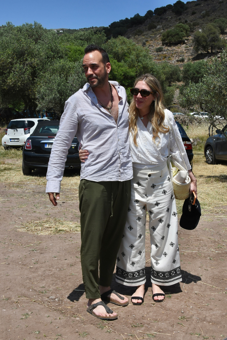 Πάνος Μουζουράκης: Οι πρώτες δηλώσεις - Βίντεο και φωτογραφίες από το beach party μετά τον γάμο