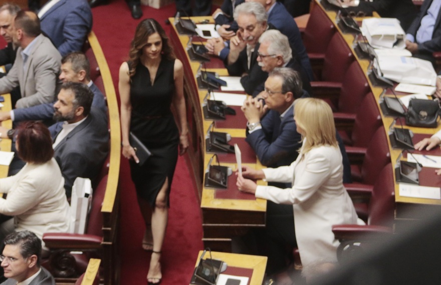 Εκλογές 2023: H «Βουλή της μιας ημέρας» ψηφίζει για πρόεδρο - Δείτε φωτογραφίες από την ορκωμοσία