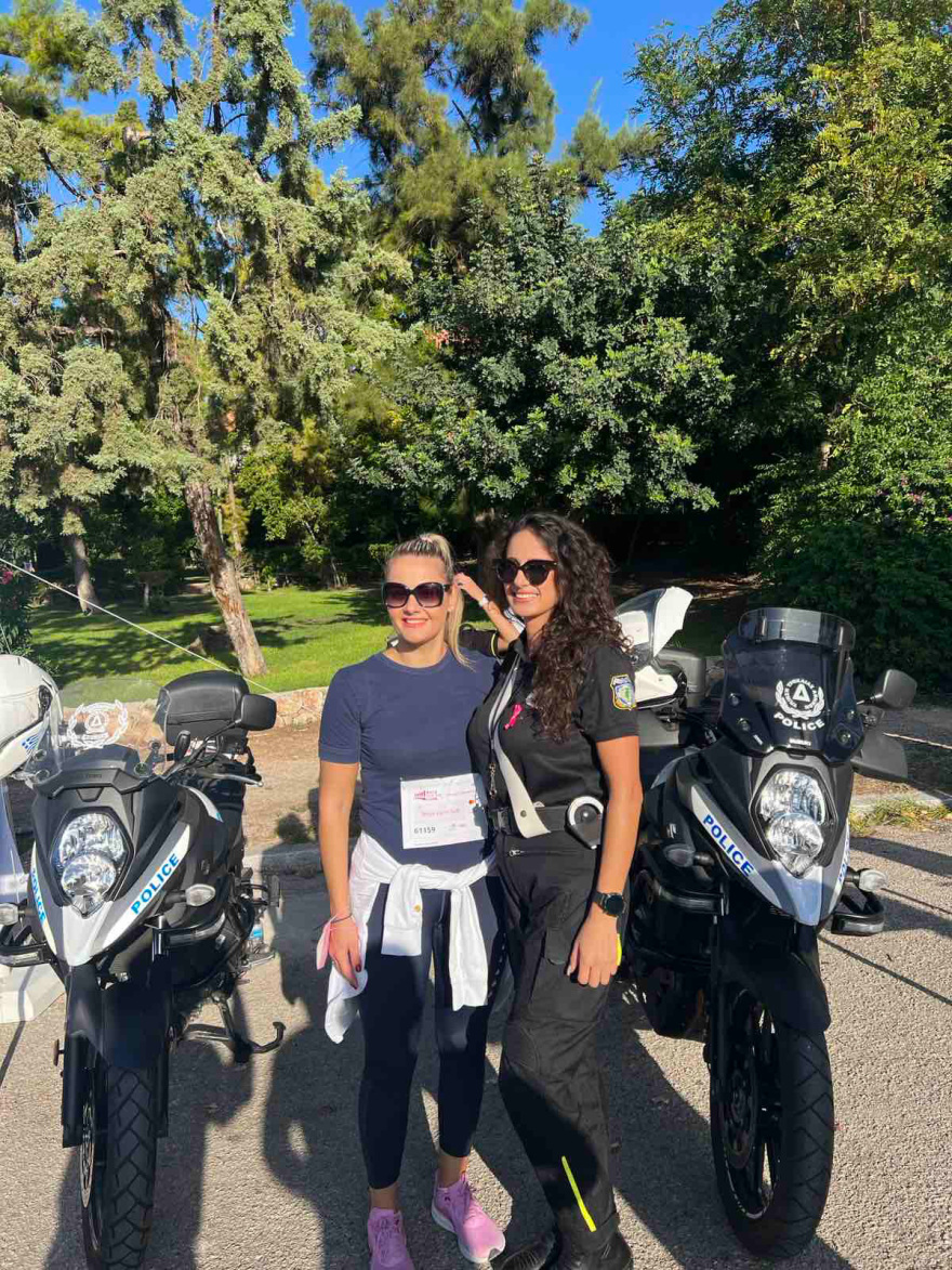 Κωνσταντία Δημογλίδου: Ποια είναι η εντυπωσιακή εκπρόσωπος Τύπου της ΕΛΑΣ